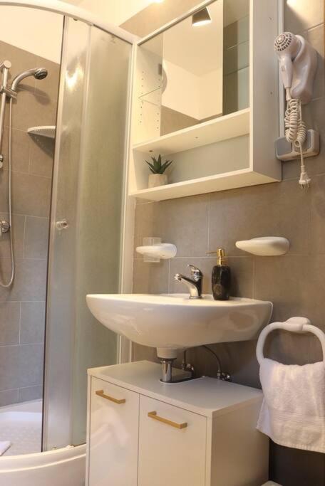 Apartment Nia&Nika Caska, Novalja With Sea View And Terrace Εξωτερικό φωτογραφία